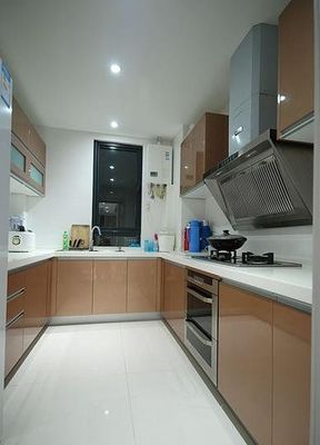 2013廚房裝修效果圖大全與小戶型廚房案例賞析，兼談衛生間用具及日用雜貨批發選購